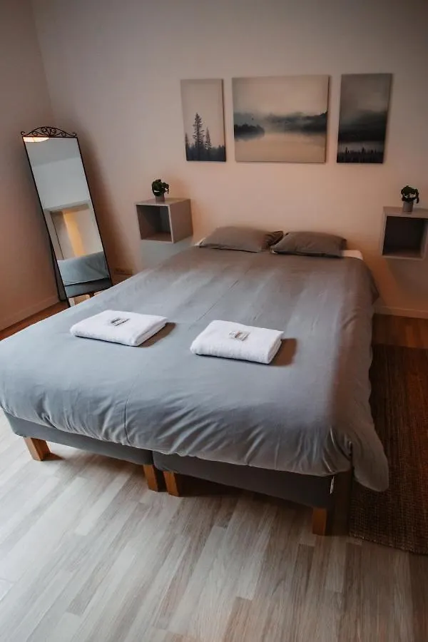 Central And Cozy In Bruxelles